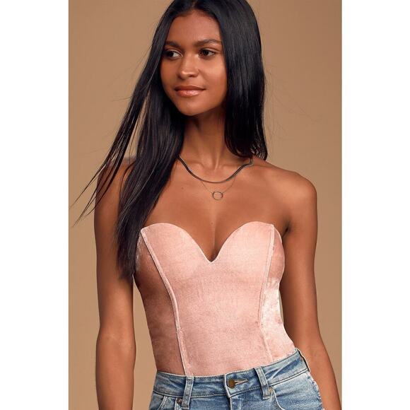 Lulus Luxurious Life Bodysuit Velvet Strapless Blush Pink NWT XS - Picture 1 of 10